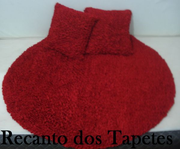 Conjunto de tapetes e almofada